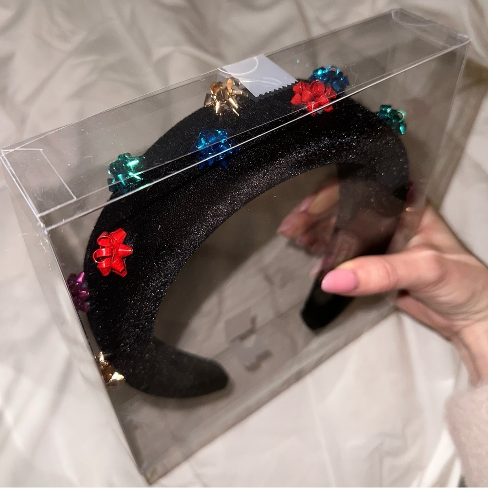 Gift Bow Headband 🎁 - Picture 5 of 5